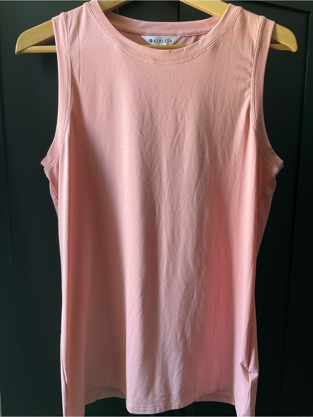 Athleta Vital Tank 2.0 in Conch Pink Size Small